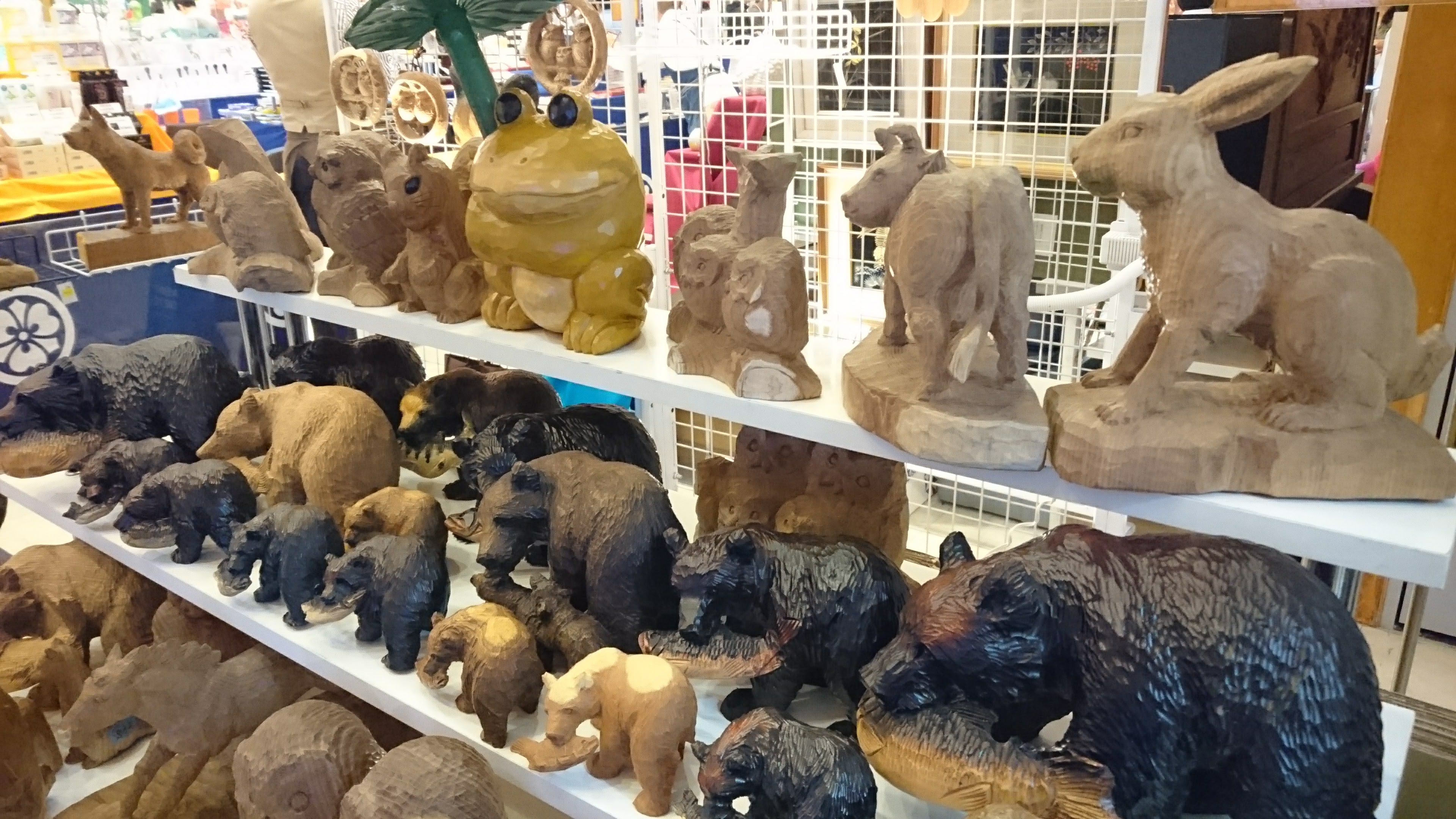 旭川クラフト作品の展示